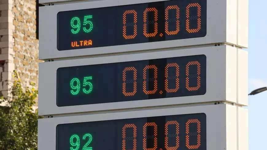 Benzinărie rămasă fără combustibil, în Crimeea Foto: Profimedia