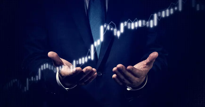 De la birou la bursă: generația tânără din România descoperă day trading-ul. 