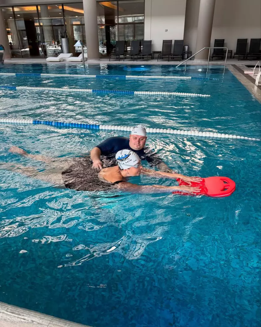 Aqua Swim – un exemplu de excelență în predarea cursurilor de înot, afiliat FRNPM