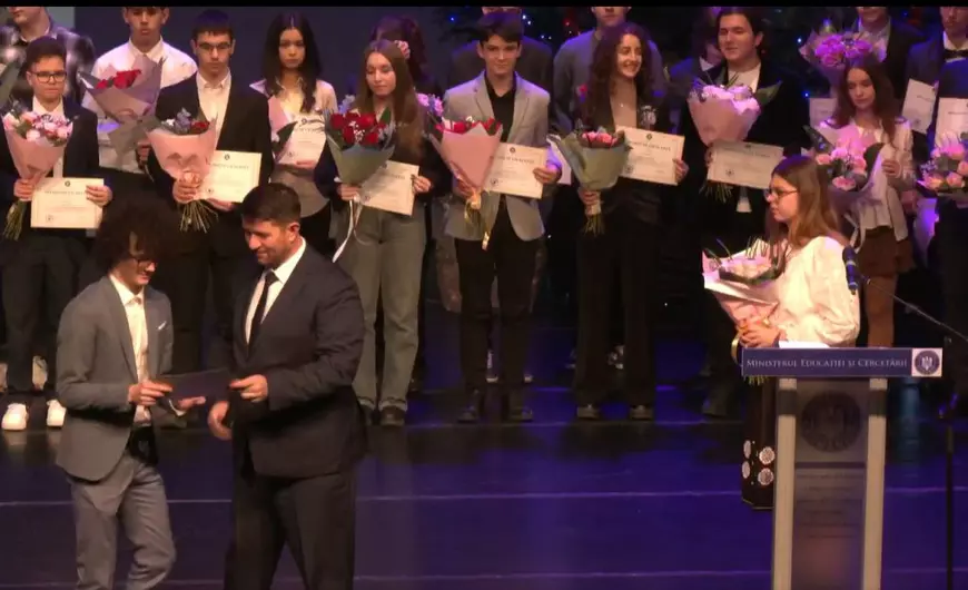 Doar o parte din elevii care au participat la „Gimnaziada 2025” au fost premiați de Ministerul Educației. Reacția unui părinte revoltat: „Să vă fie rușine!” Cum răspund autoritățile