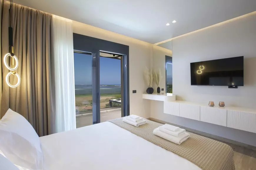 O experiență de viață la Marea Ionică: Ampolia Villas Lefkada, lux cu suflet în Grecia