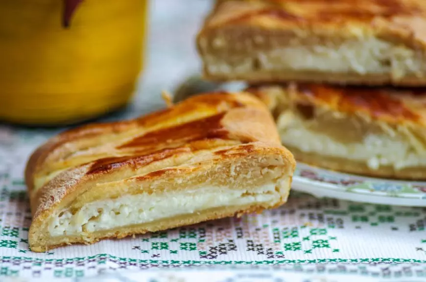 Plăcinte cu iaurt - reţete