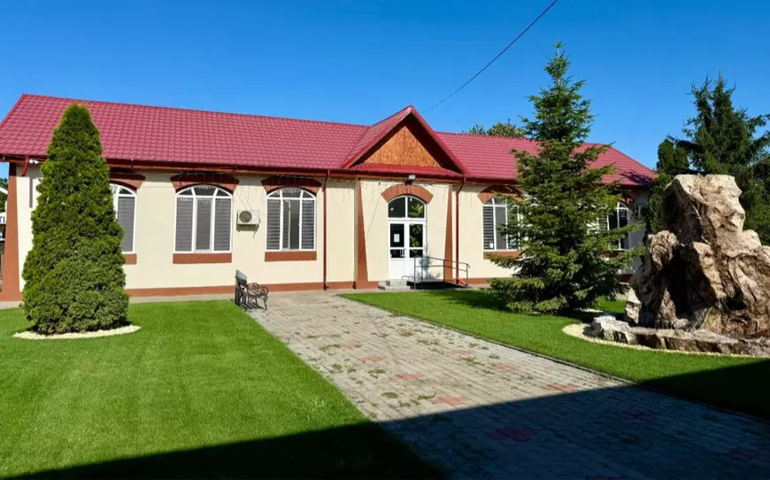 Dezmățul financiar din primăriile României. Cazul angajatei căreia administrația comunală i-a plătit salariul de două ori, plus datoriile personale