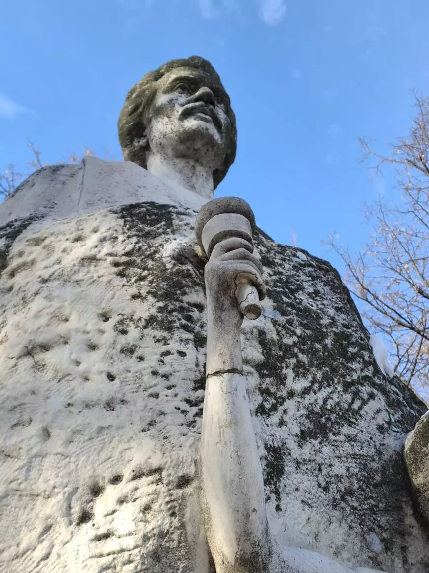 Mâna muzei Veronica a fost furată cu tot cu făclie