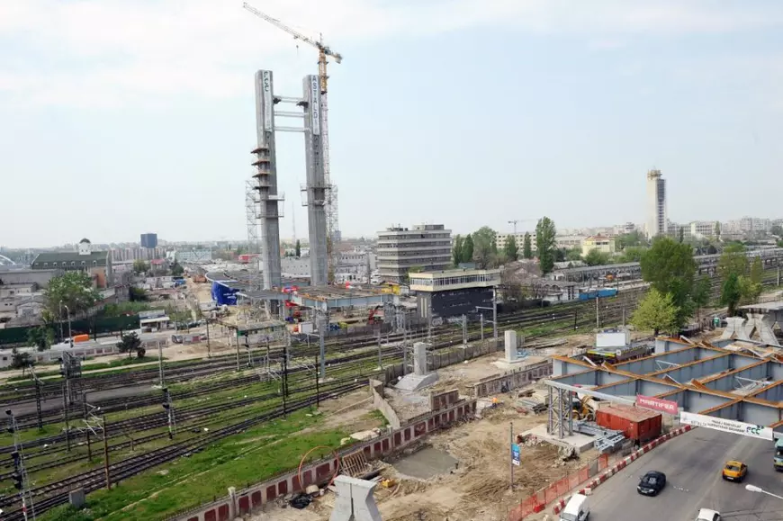 Ciprian Ciucu a anunțat când încep reparațiile la Podul Basarab, aproape un pericol public după 15 ani de la finalizare. Construcția a costat 240 de milioane de euro