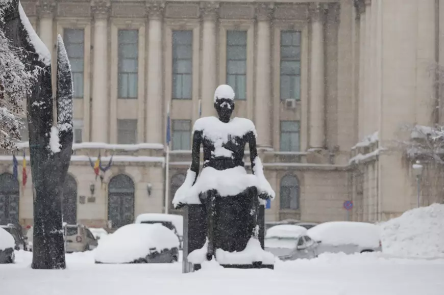 Cum ne relaxează ninsoarea creierul și cum ne protejăm ochii de zăpadă