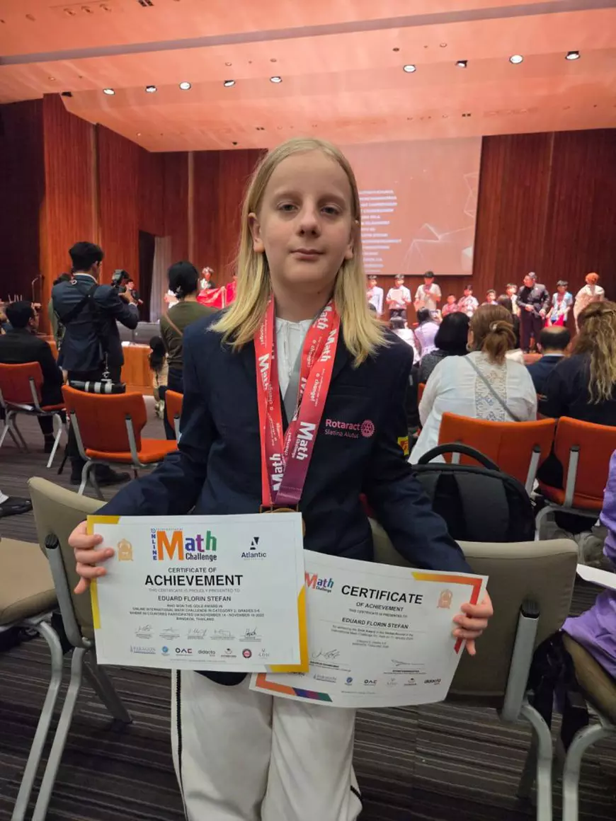 Povestea micului geniu din Caracal. Medaliat cu aur la matematică, Eduard Ștefan are o metodă specială care-l ajută să se concentreze. „Nu am înțeles niciodată de ce face asta”