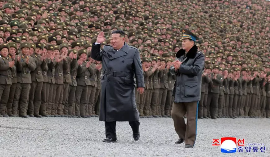 Poza pentru articolul Kim Jong-un a inaugurat o megafermă cu sute de sere întinse pe 450 de hectare, construită în 500 de zile de zeci de mii de soldați și voluntari