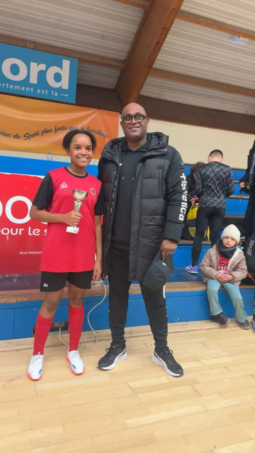 Viața unui francez la București, la mijlocul anilor 2000: „Am ieșit cu TAB-ul de pe stadion. În oraș, arătam legitimația și toți polițiștii ne făceau pârtie”