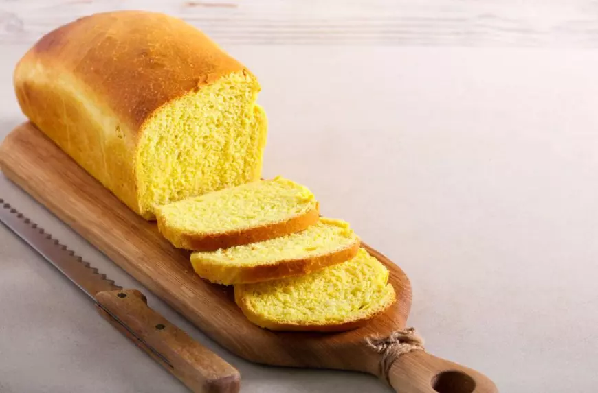 Pâine cu făină de porumb și făină de grâu