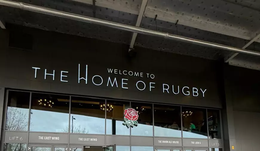 Ce primești la Londra pentru 740 de euro, în afară de locuri în tribună la meciul istoric de rugby Anglia- Irlanda