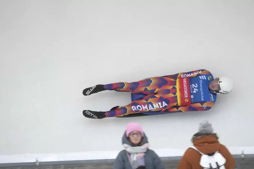 Valentin Crețu, de cinci ori la Jocurile Olimpice de iarnă, are atelier acasă în care își ajustează singur sania: „Am început fiindcă voiam să slăbesc”