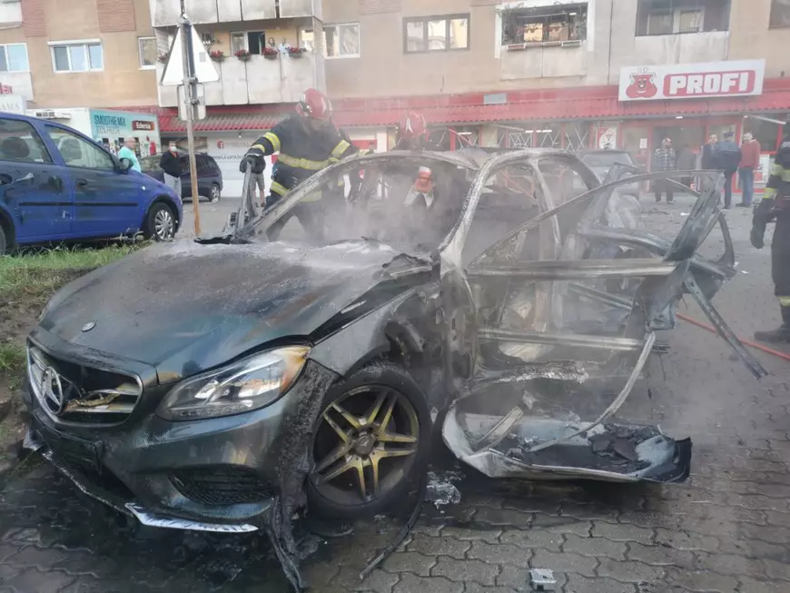 Asasinatul cu bombă de la Arad. Zeci de mii de euro din averea lui Ioan Crișan, cheltuite pe vacanțe de Laura Dronca și soțul cunoscut pe Facebook: „Am fost în 50-54 de locații”