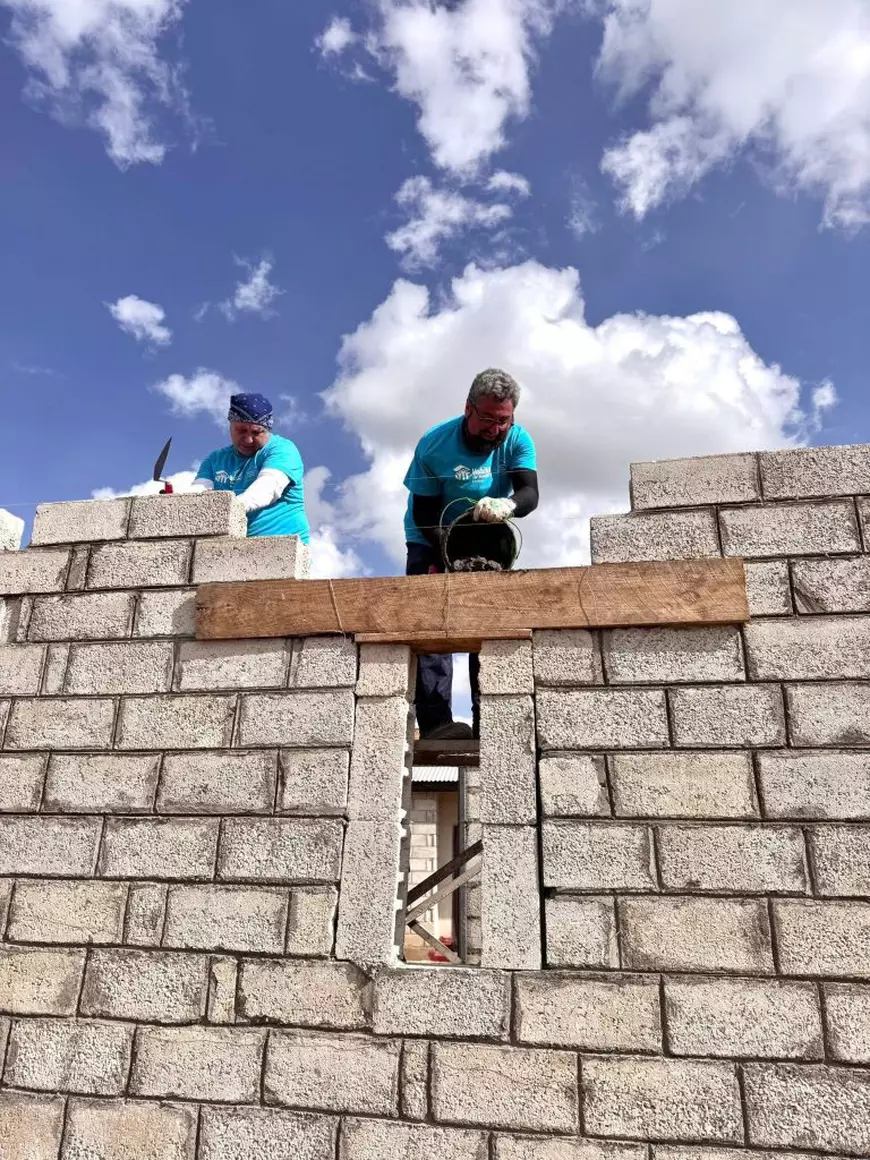 Bogdan Oprea, despre misiunile umanitare la care participă de zece ani: „Voluntariatul m-a făcut să mă descopăr pe mine însumi”