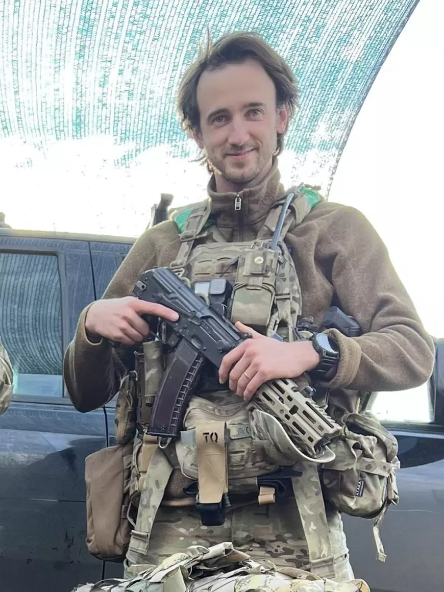 Dimko Zhluktenko, soldat în serviciul activ în cadrul Forțelor de Sisteme fără Pilot ale Ucrainei: „Am avansat atât de mult în războiul cu drone, încât suntem considerați un furnizor global de securitate” 