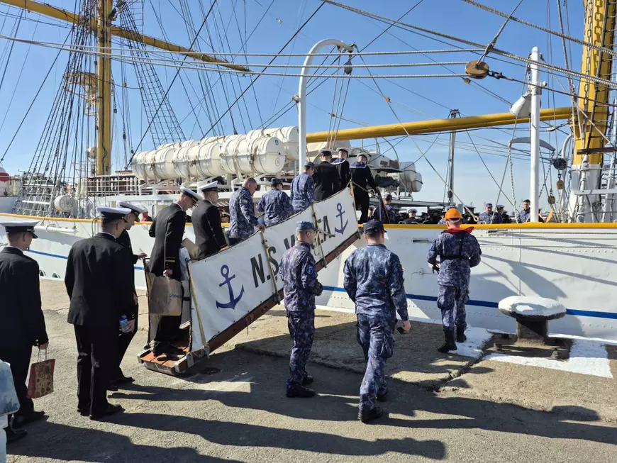 Nava-școală Mircea a plecat într-un marș internațional de cinci luni. Are programate escale în 15 porturi