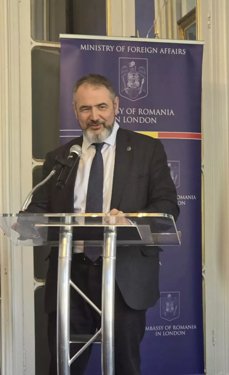 Sorin Costreie, consilier prezidențial pentru educație: „E aberant ca timpul petrecut de elevi la școală pentru a învăța și a face temele să fie mai mare decât timpul de lucru al părinților” 