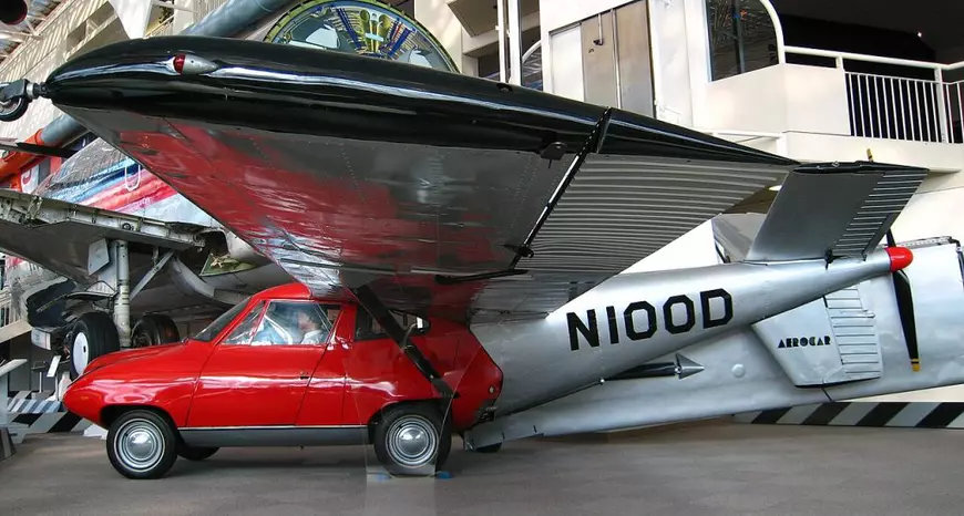 Taylor Aerocar 3, mașină zburătoare din anii 50.