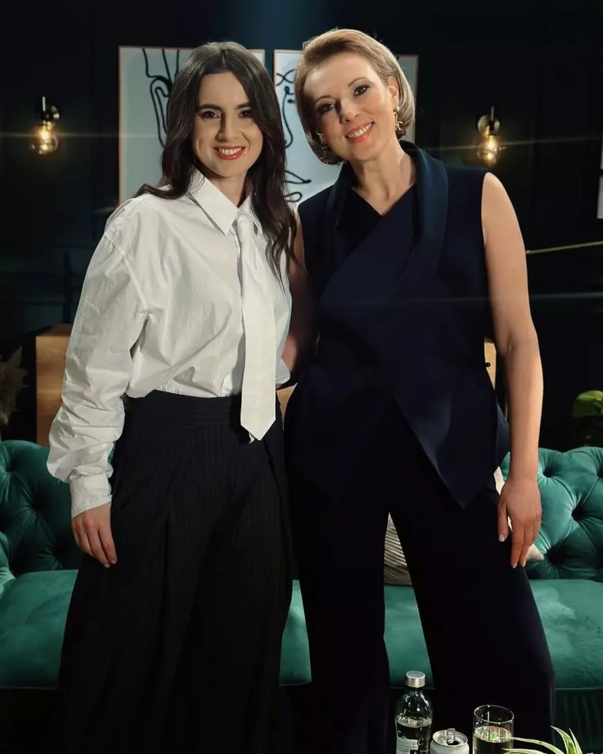 „CAKE BREAK”, un nou show cu deserturi și invitați surpriză 