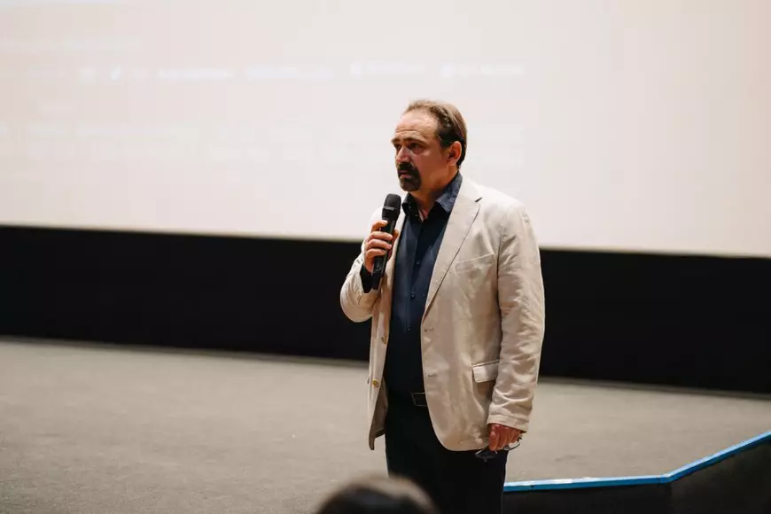 Premiat la Gopo, „Comatogen” pune sub lupă ipocrizia umană. Regizorul Igor Cobileanski: „Aproape orice spectator va regăsi decizii de care ar fi capabil, dacă e sincer cu sine”