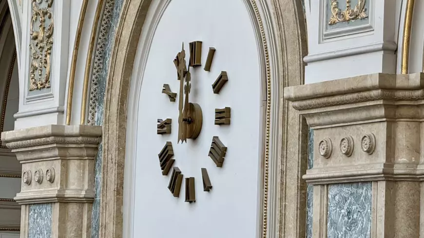 Ceasul atomic, considerat probabil cel mai precis din România. Foto: Libertatea