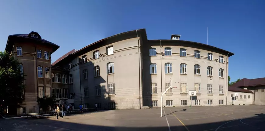 Topul celor mai bune licee din București. Cu ce medii uriașe s-a intrat anul trecut la „Lazăr” și „Vianu” și ce locuri sunt libere în 2026