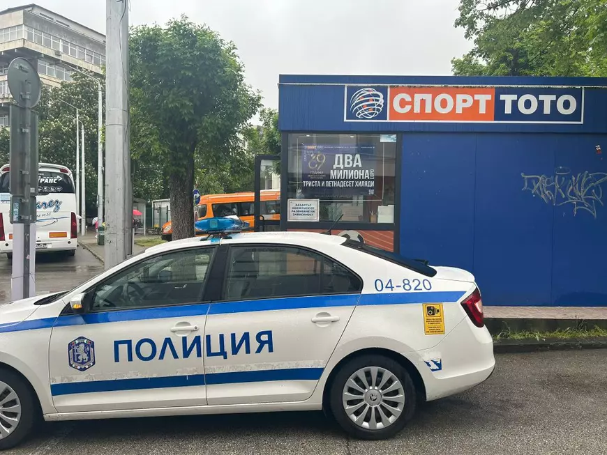 Bulgarii au blocat accesul mașinilor la Il Giro cu 6 ore înainte de finalul de la Veliko Târnovo: „Să fim siguri că va fi totul OK”