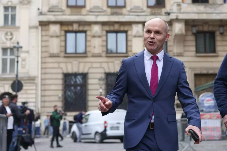 Schimbări radicale la Evaluarea Națională, propuse de Daniel Funeriu: „Examen la toate materiile, medii ponderate și barem la sport”