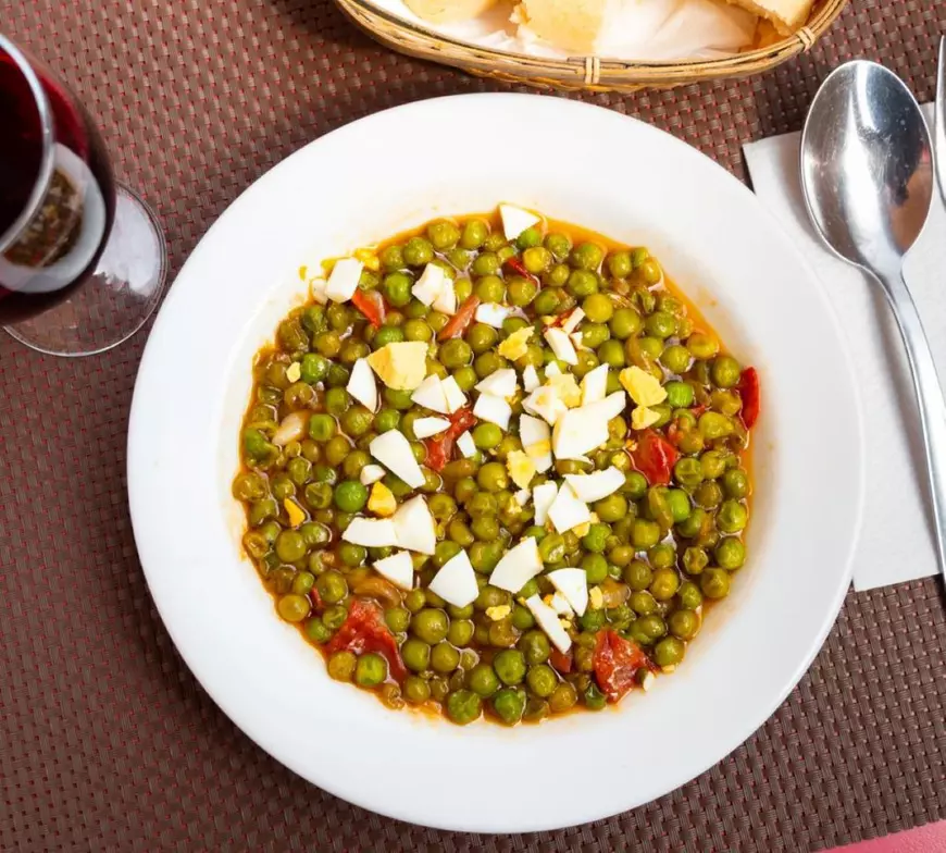 Mazăre scăzută în stil mediteranean - Foto Shutterstock