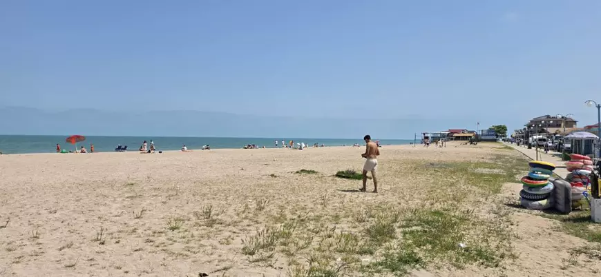 Ce se întâmplă cu rezervările pe litoral după incidentele cu drone și mine și cum reacționează hotelierii din stațiuni