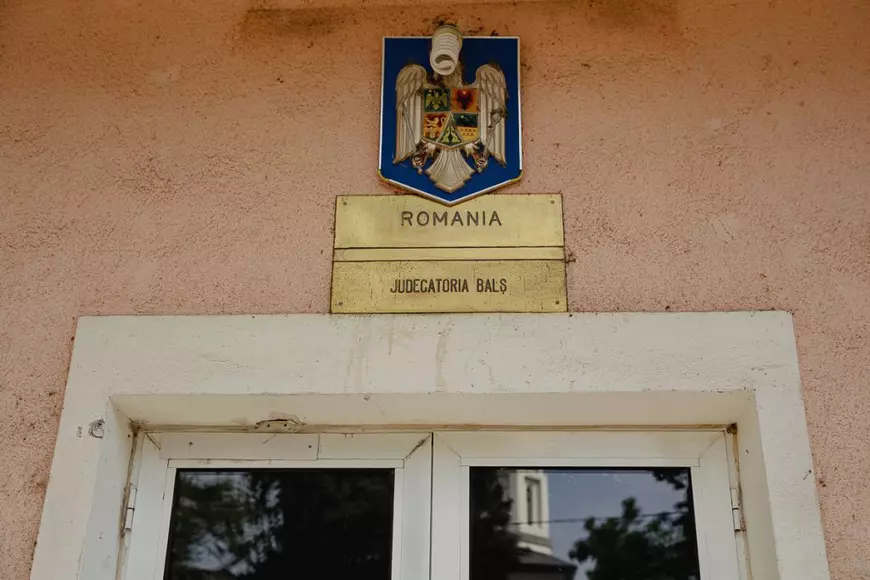 Cazul Caracal, după 7 ani. Procesul poliţiştilor care nu au căutat-o pe Alexandra Măceşanu se judecă la secret