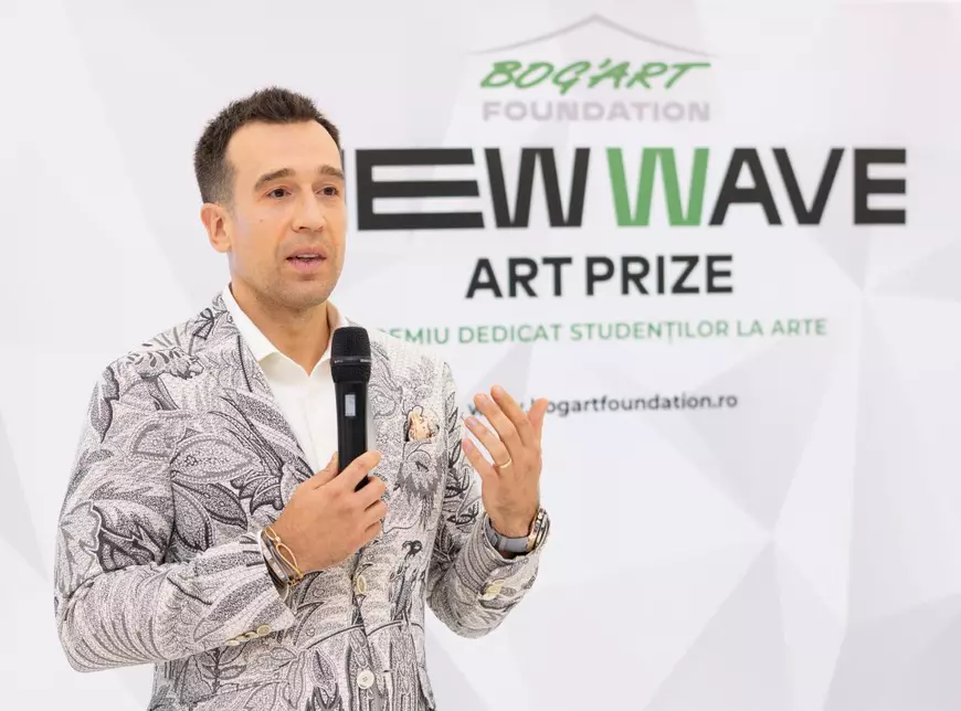 Fundația Bog’Art a premiat trei studenți care au creat, pentru NEW WAVE Art Prize, lucrări de artă inspirate de evoluția AI