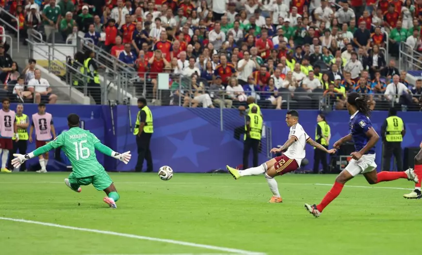 Spania învinge Franța cu 2-0 și se califică în finala Cupei Mondiale, unde va înfrunta Anglia sau Argentina