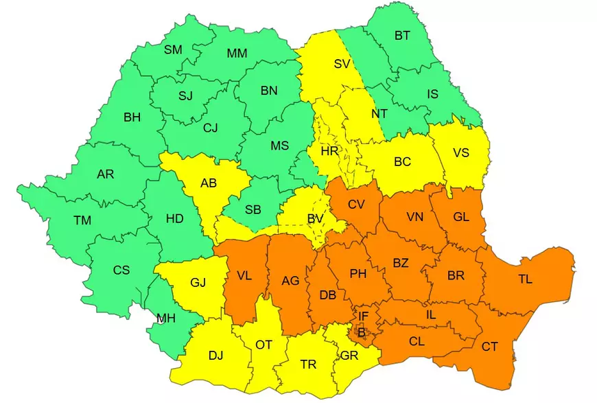 ANM a emis cod roșu de furtuni și ploi torențiale. Capitala și mai multe județe, sub coduri galben și portocaliu în următoarele ore