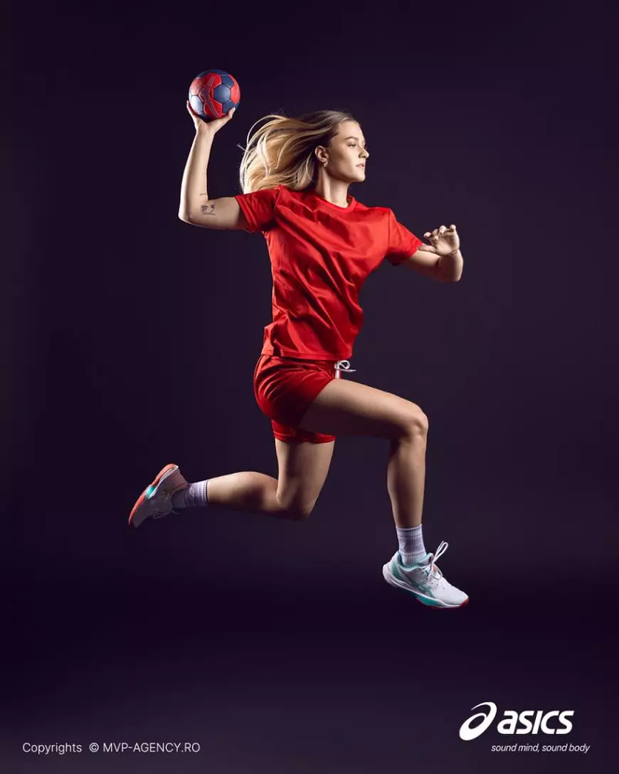 Handbalistele Ștefania Stoica și Alicia Gogîrlă devin ambasadoare ASICS în România