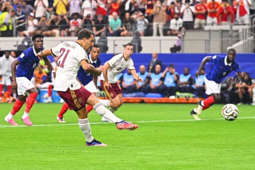 Spania învinge Franța cu 2-0 și se califică în finala Cupei Mondiale, unde va înfrunta Anglia sau Argentina