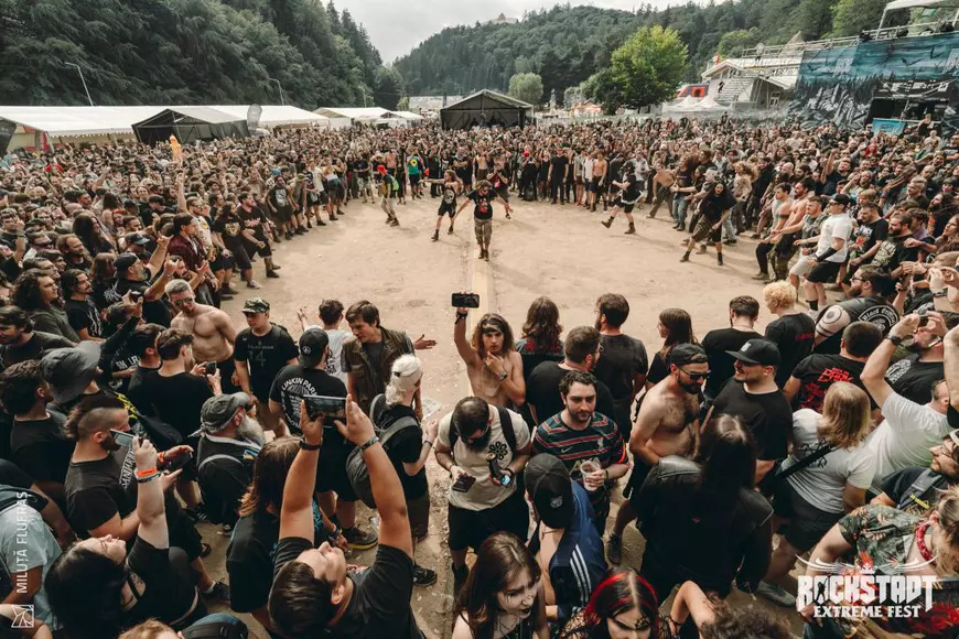 Câteva zile ne despart de Rockstadt Extreme Fest 2026. Ghimbav devine noua casă a unuia dintre cele mai ambițioase festivaluri de metal din Europa.