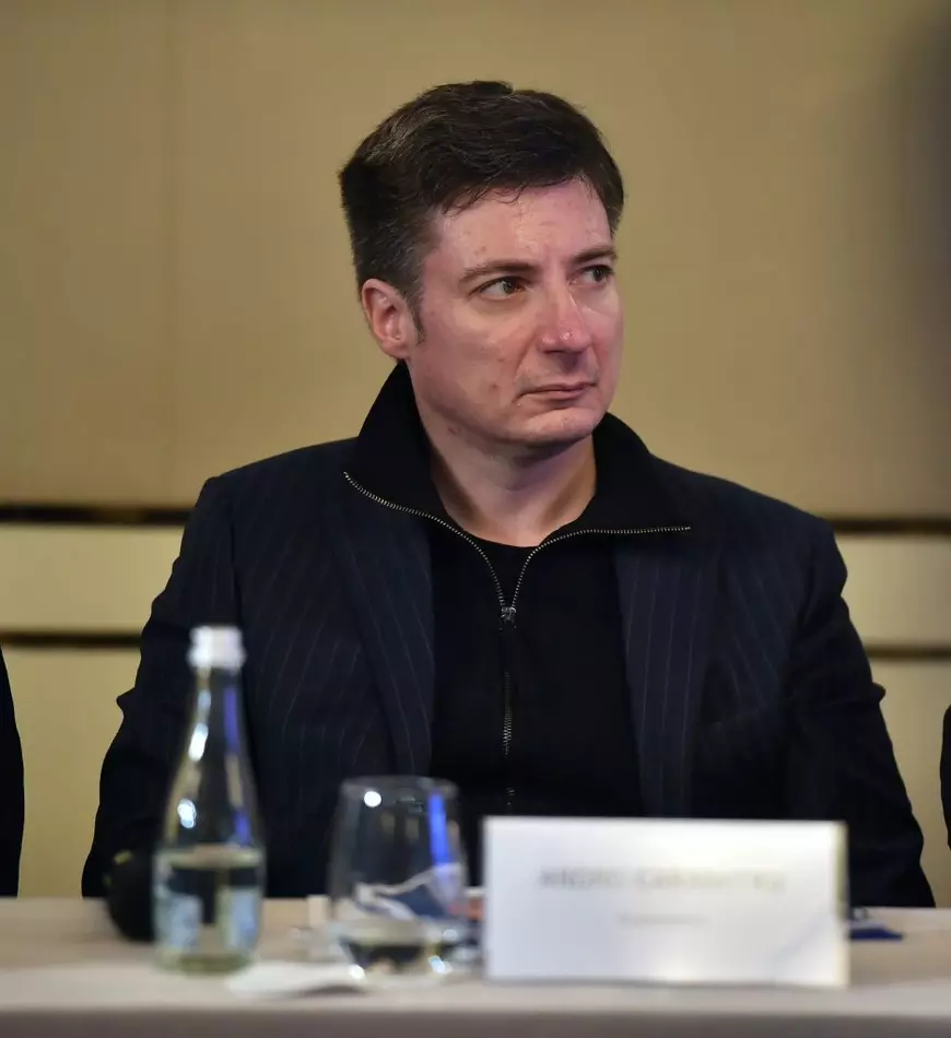 Cele patru crize paralele ale Guvernului: „Suntem ca un pacient ajuns la spital, dar care nu vrea niciun fel de operație”