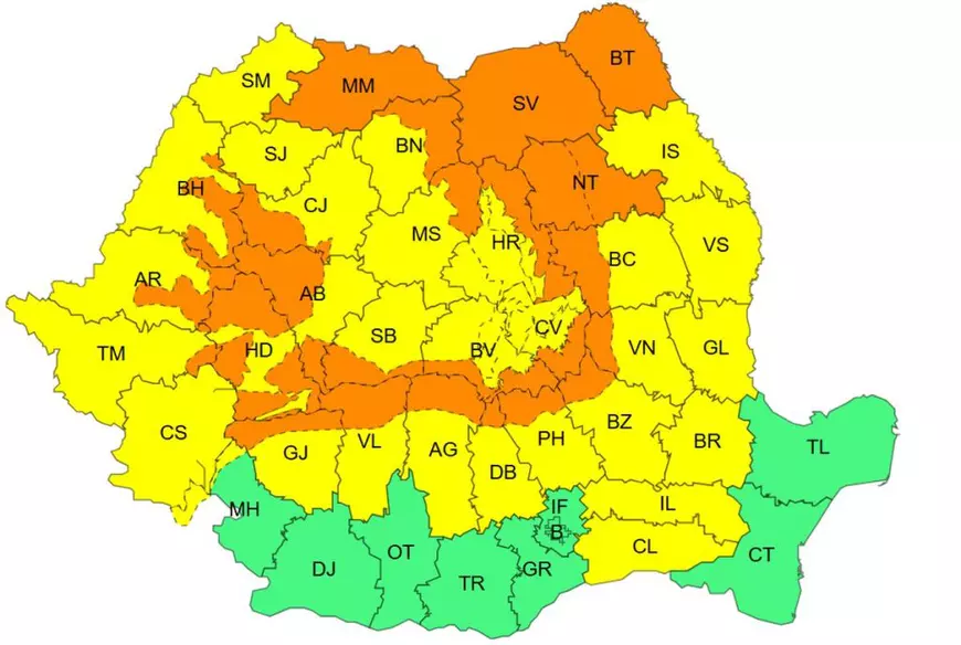 Cod galben și cod portocaliu de caniculă și vijelii puternice în România. Harta județelor vizate de avertizările emise de meteorologii ANM