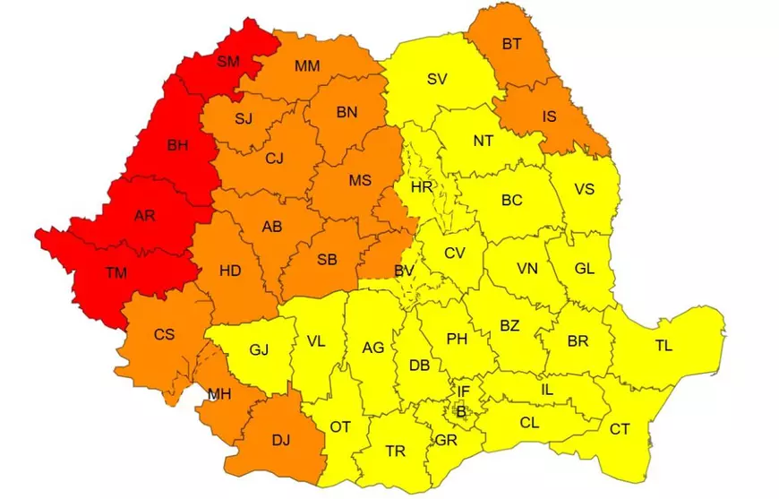 România, lovită de un val de căldură extremă. ANM a emis cod roșu în mai multe județe, Capitala intră sub cod portocaliu