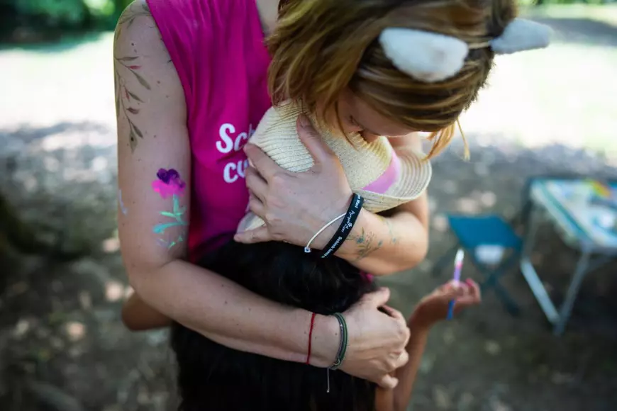Iarina Taban, fondatoarea Ajungem Mari, cel mai important program educațional dedicat copiilor instituționalizați din România: „Voluntarii noștri nu schimbă vieți printr-un gest spectaculos, ci prin faptul că revin”