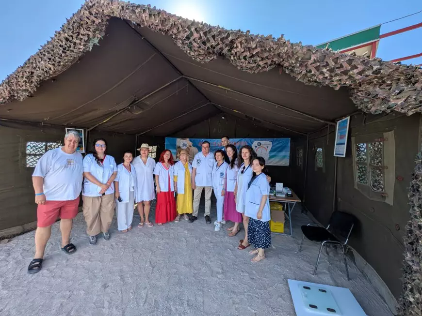 „Spitalul de pe Plajă” în 5 stațiuni de pe litoral: Turiștii români care au schimbat șezlongul pe controale medicale gratuite