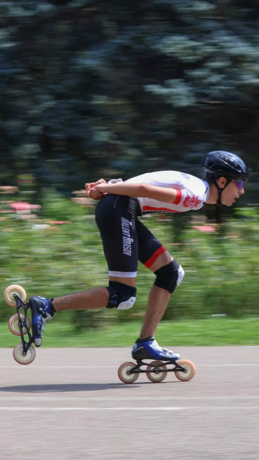 „N-avem gheață, dar avem campioni!” Povestea lui Tudor Debu, puștiul-minune de la patinaj viteză pentru care părinții fac credite ca să-i acopere cheltuielile