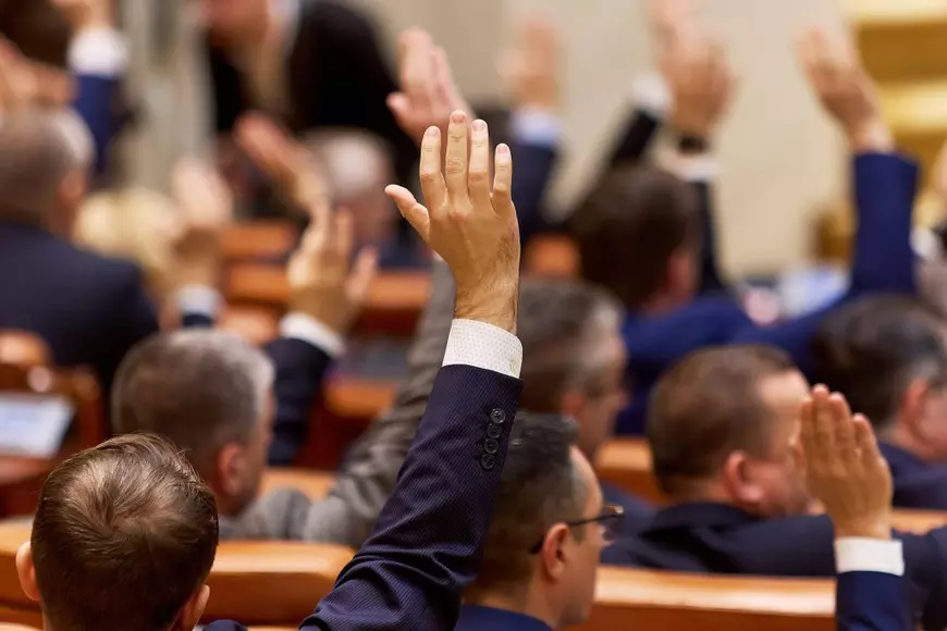 Admiterea suplimentară la liceu transformă meditațiile în taxă de protecție educațională. Daniel Șuștac: „Profesorii vor încasa cel puțin jumătate de miliard de euro, iar politicienii își vor primi și ei partea” 