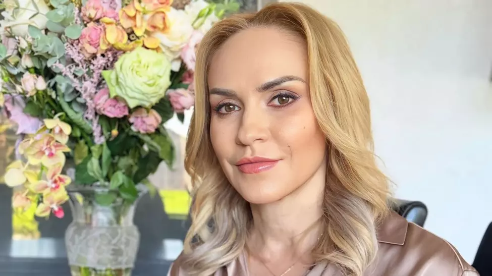 Reacția lui Firea la sfințirea Catedralei Mântuirii Neamului