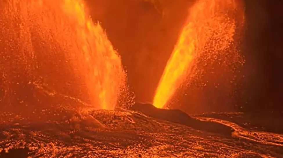 Erupția vulcanului Kilauea: Jeturi de lavă de 500 de metri