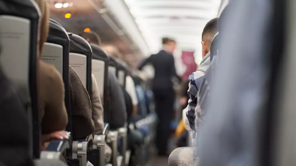 Familie acuzată că a urcat bunica decedată în avion