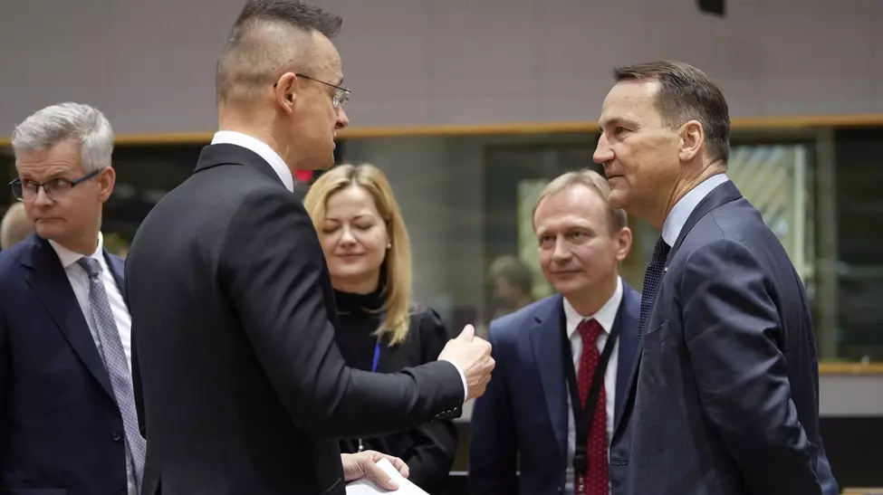Schimb de replici între Polonia și Ungaria