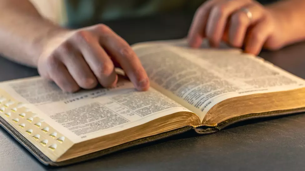 Vânzările de Biblii au explodat în Marea Britanie