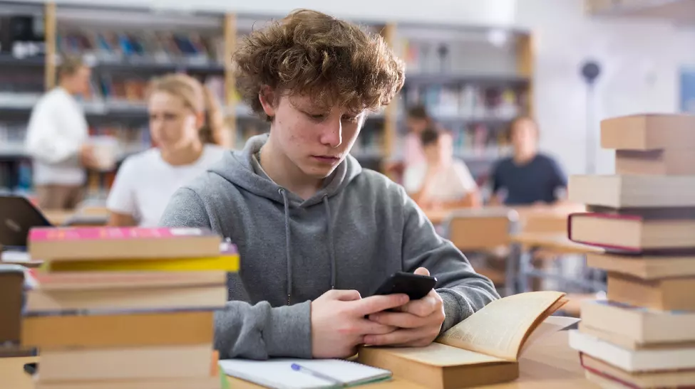 Reguli de utilizare a AI la Colegiul Unirea din Pașcani